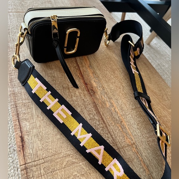 Marc Jacobs Snap Shot Camera Bag - Picture 3 of 8